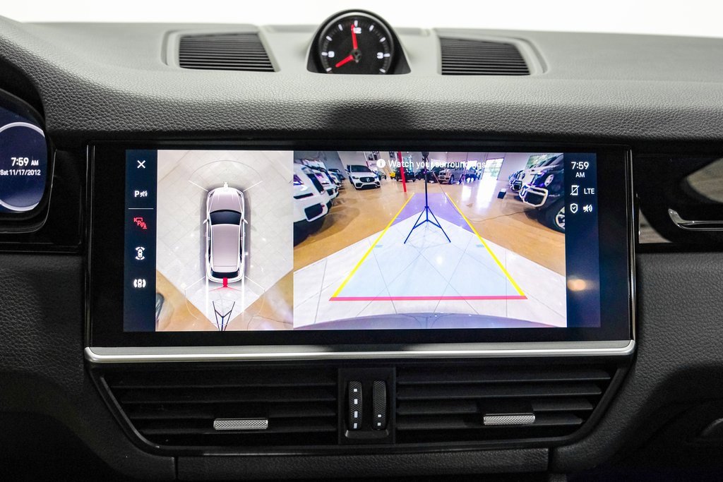 Used 2023 Porsche Cayenne image 21