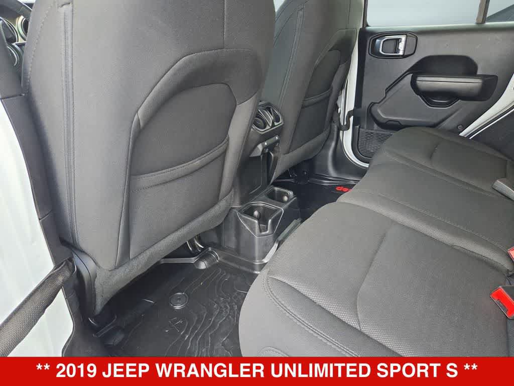 Used 2019 Jeep Wrangler Unlimited Sport S AWD/4WD image 17