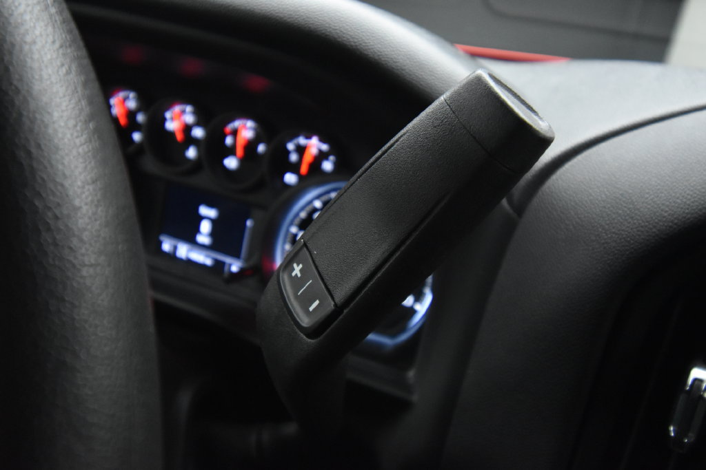 Used 2022 Chevrolet Silverado 1500 Custom w/ LPO, Dark Essentials Package AWD/4WD image 19