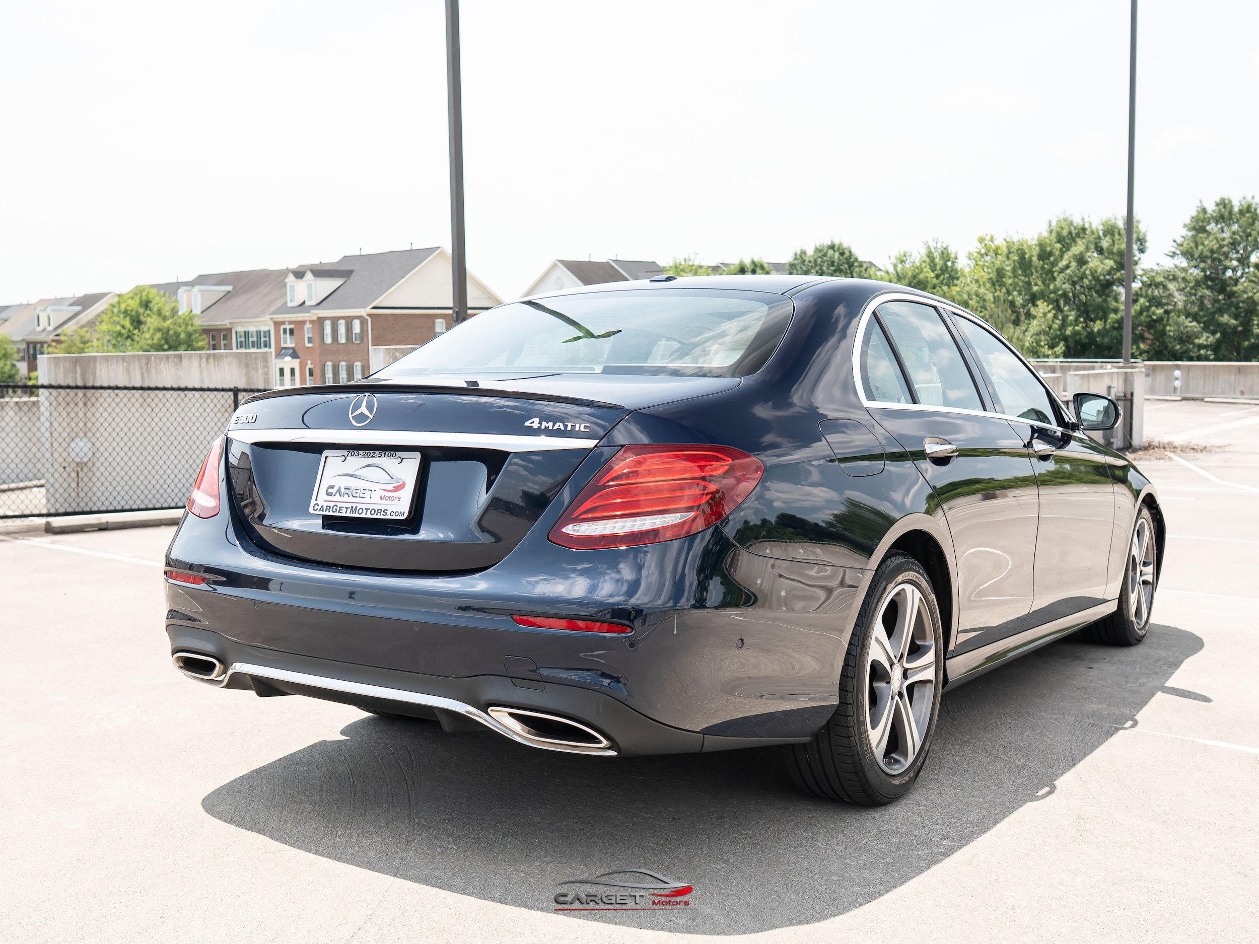 Used 2017 Mercedes-Benz E 300 4MATIC image 7