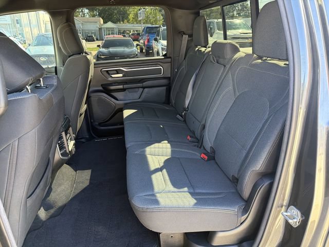 Used 2022 RAM 1500 Big Horn AWD/4WD image 23