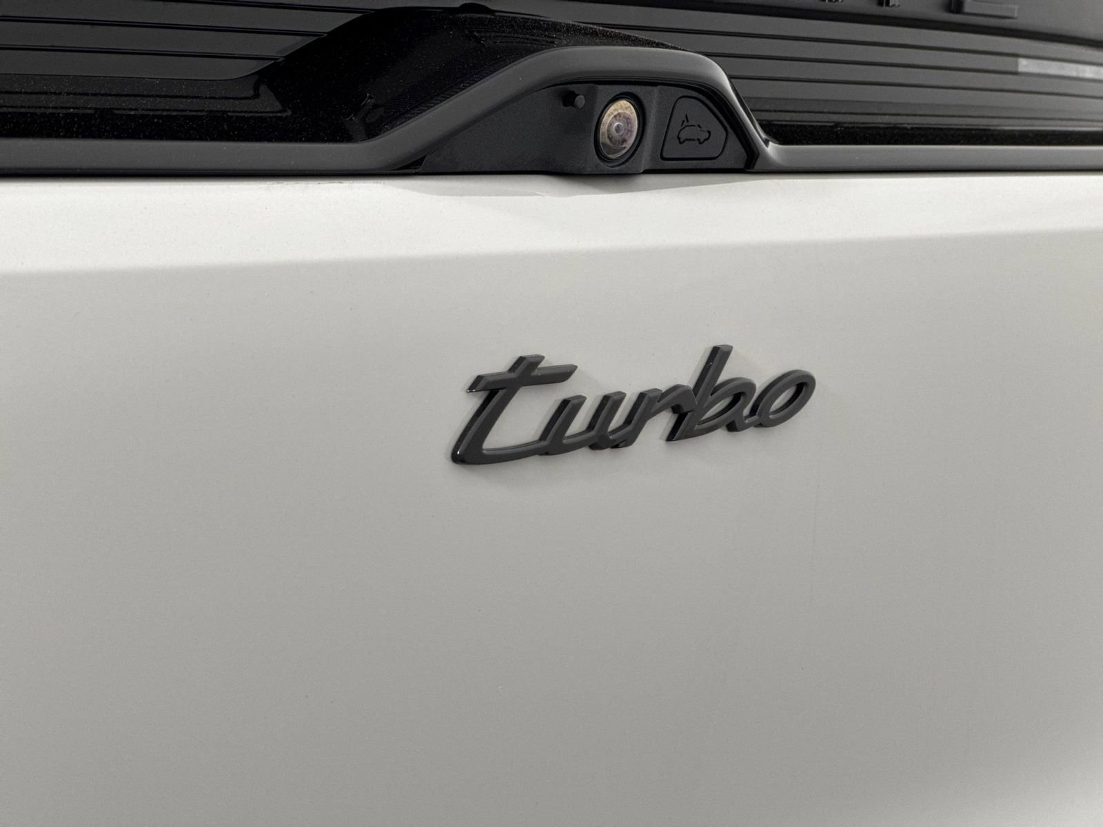 New 2026 Porsche Macan Turbo Electric image 35