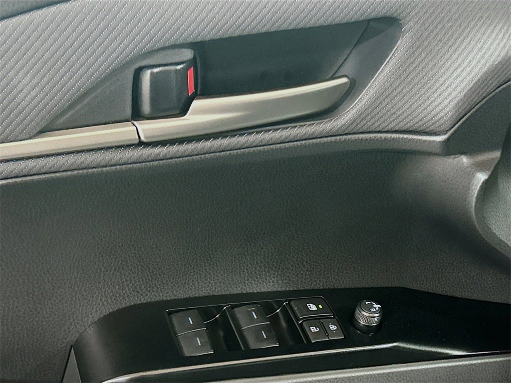 New 2026 Toyota Camry SE image 18