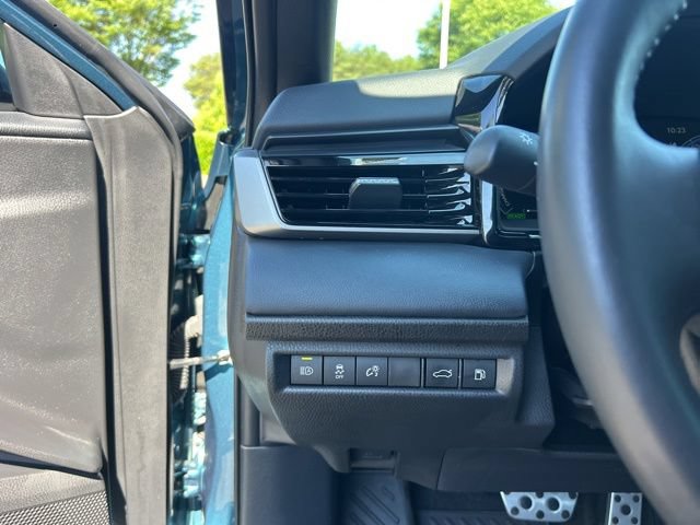 Used 2025 Toyota Camry XSE FWD image 25