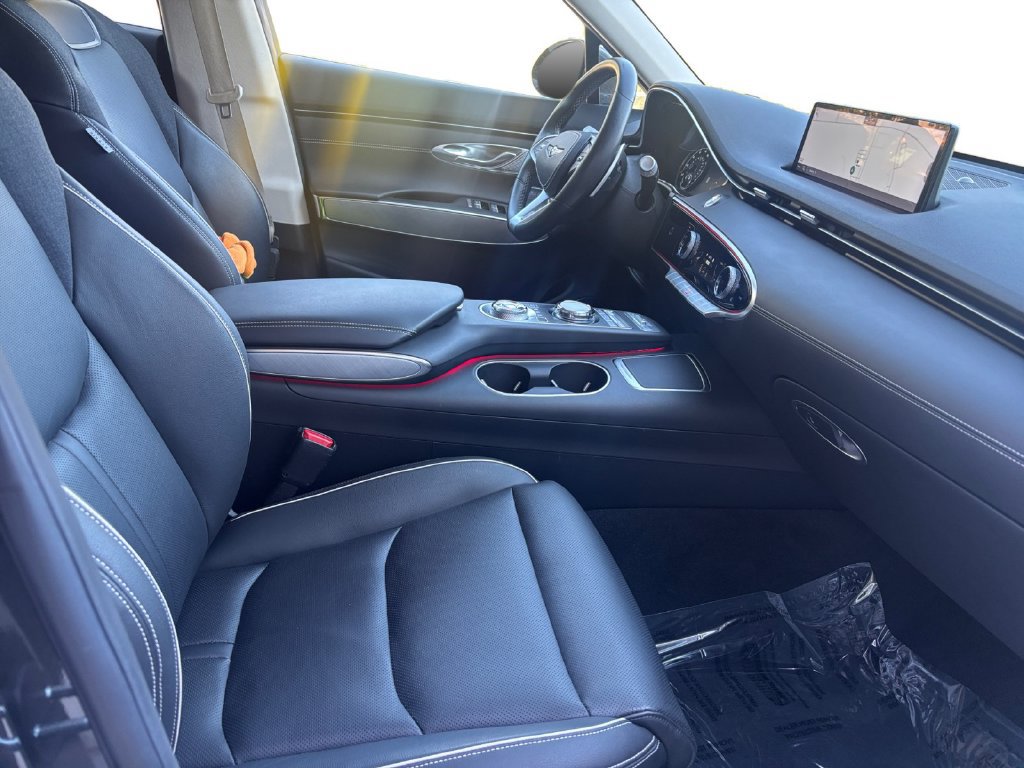 Used 2025 Genesis Electrified GV70 AWD/4WD image 16