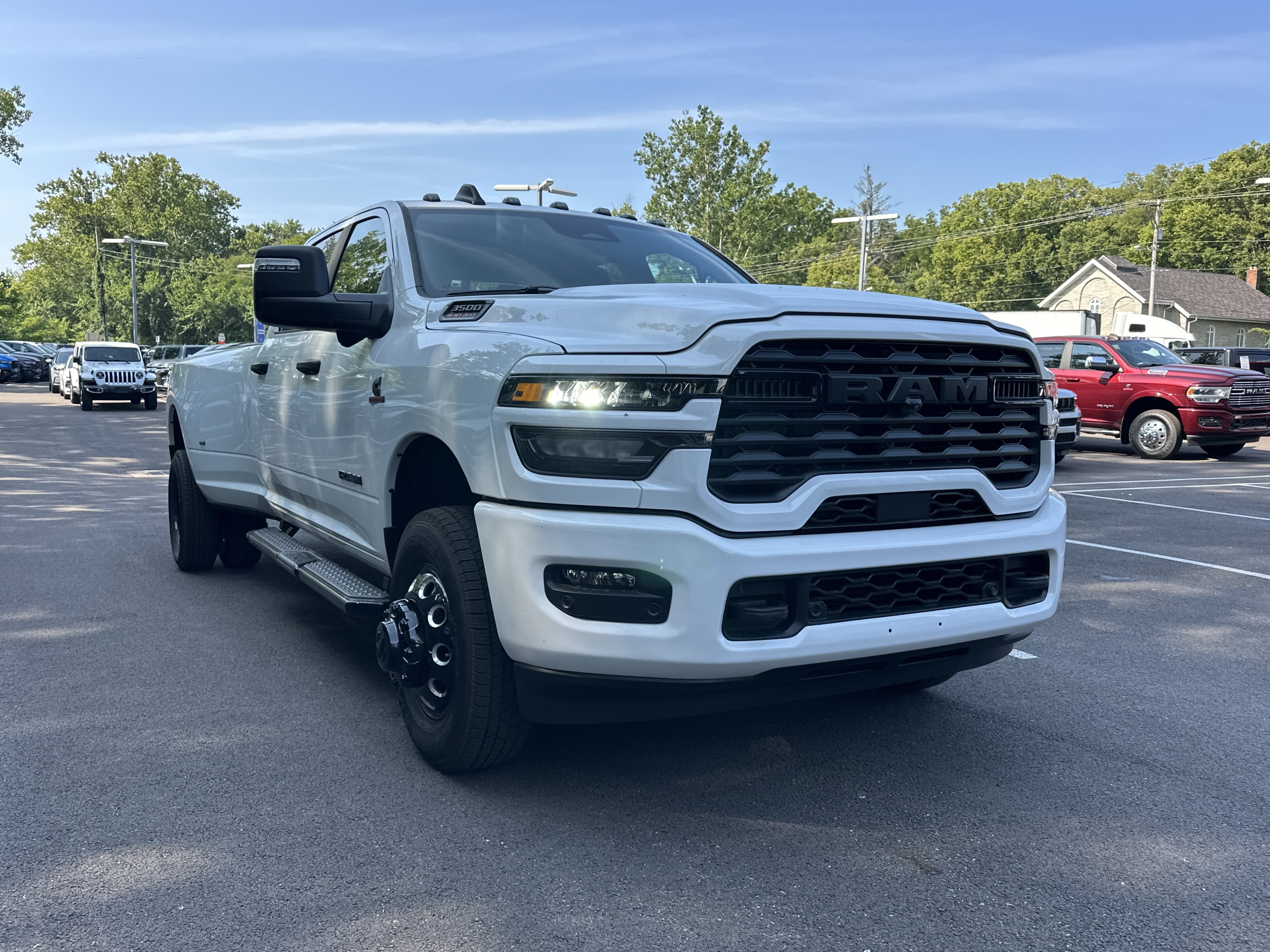 New 2026 RAM 3500 Big Horn AWD/4WD image 22