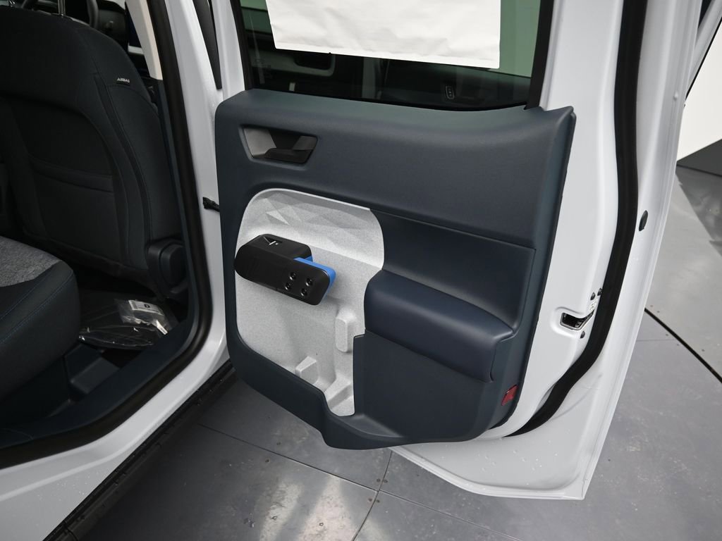 New 2025 Ford Maverick XLT w/ XLT Luxury Package image 24