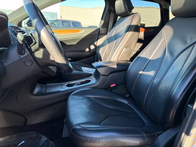 Used 2017 Lincoln MKC Reserve w/ Lincoln MKC Climate Package AWD/4WD image 13
