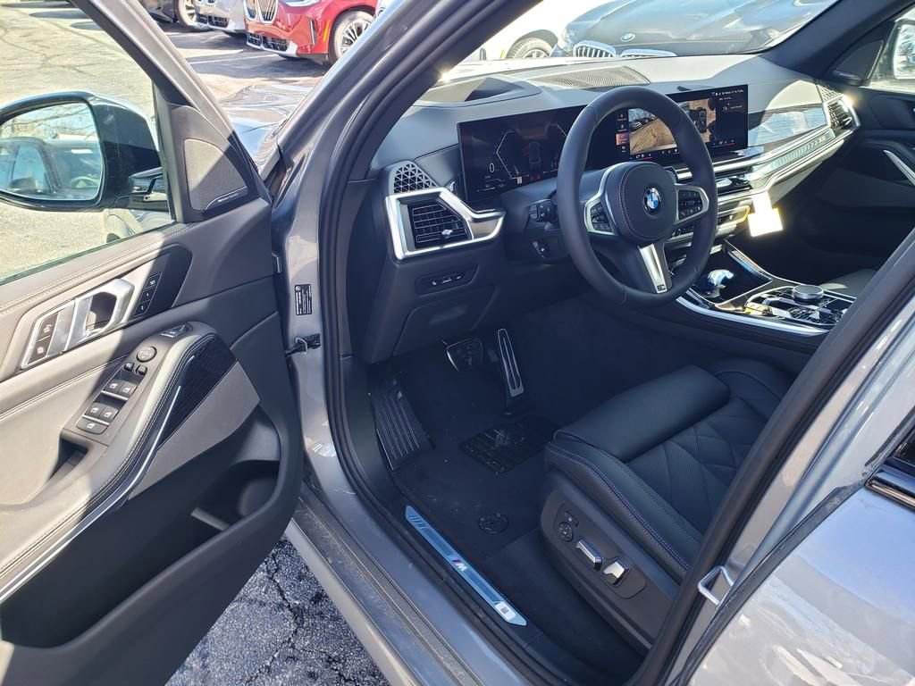 New 2026 BMW X5 xDrive40i w/ M Sport Package image 6