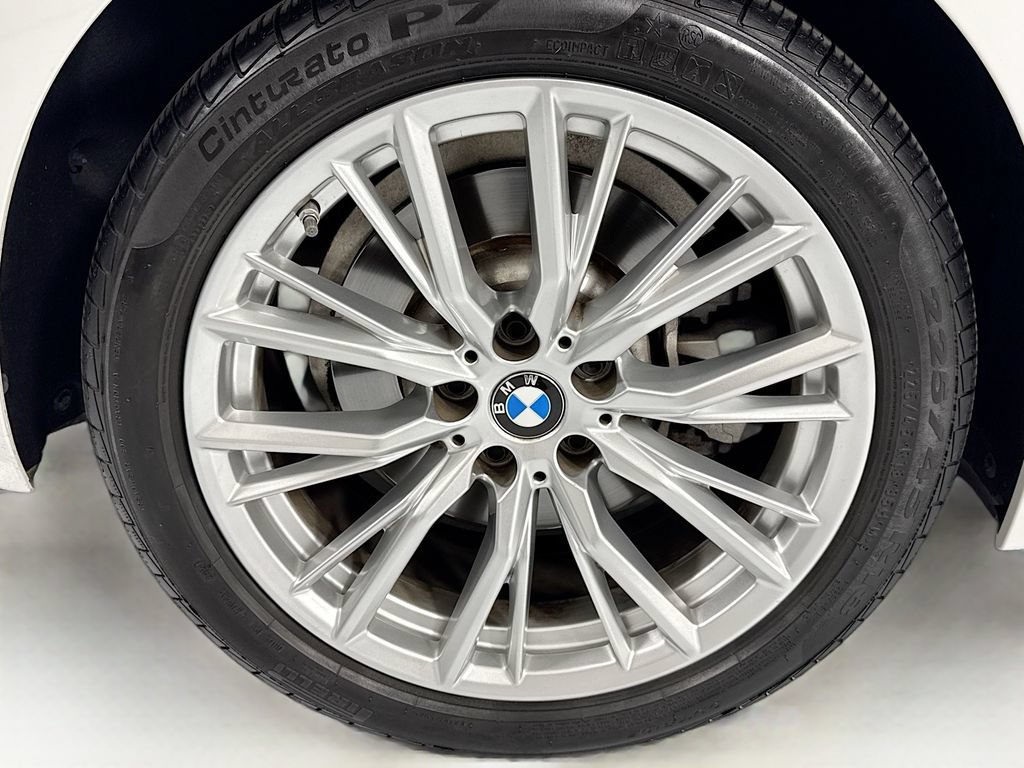 Used 2023 BMW 330i xDrive Sedan w/ Premium Package AWD/4WD image 33