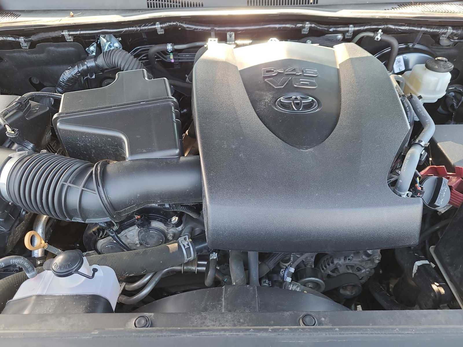 Used 2022 Toyota Tacoma SR5 image 17