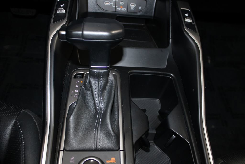 Used 2024 Kia Sorento S image 42