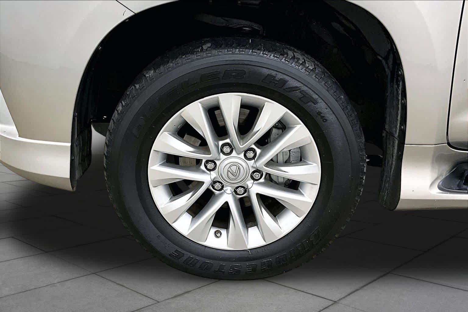 Used 2021 Lexus GX 460 Premium AWD/4WD image 11