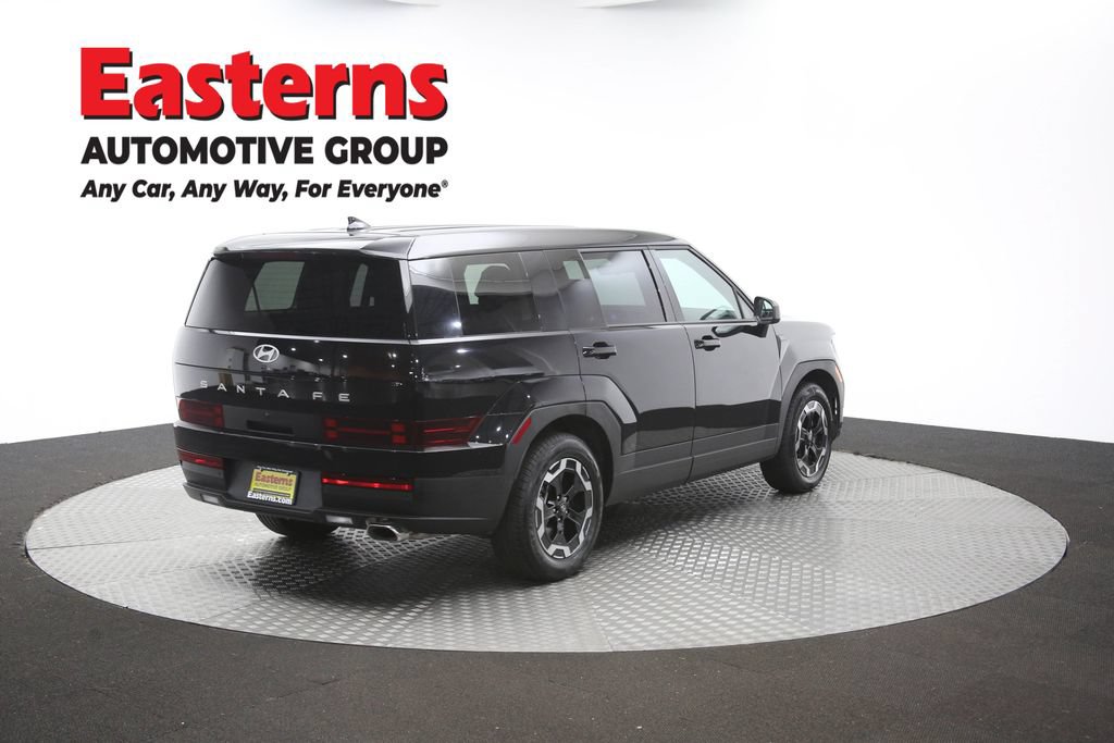 Used 2025 Hyundai Santa Fe SE FWD image 39