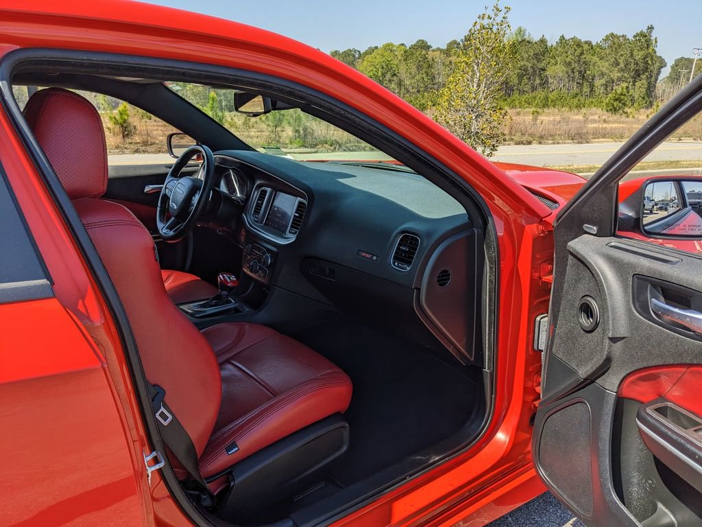Used 2022 Dodge Charger Scat Pack w/ Navigation & Travel Group image 39