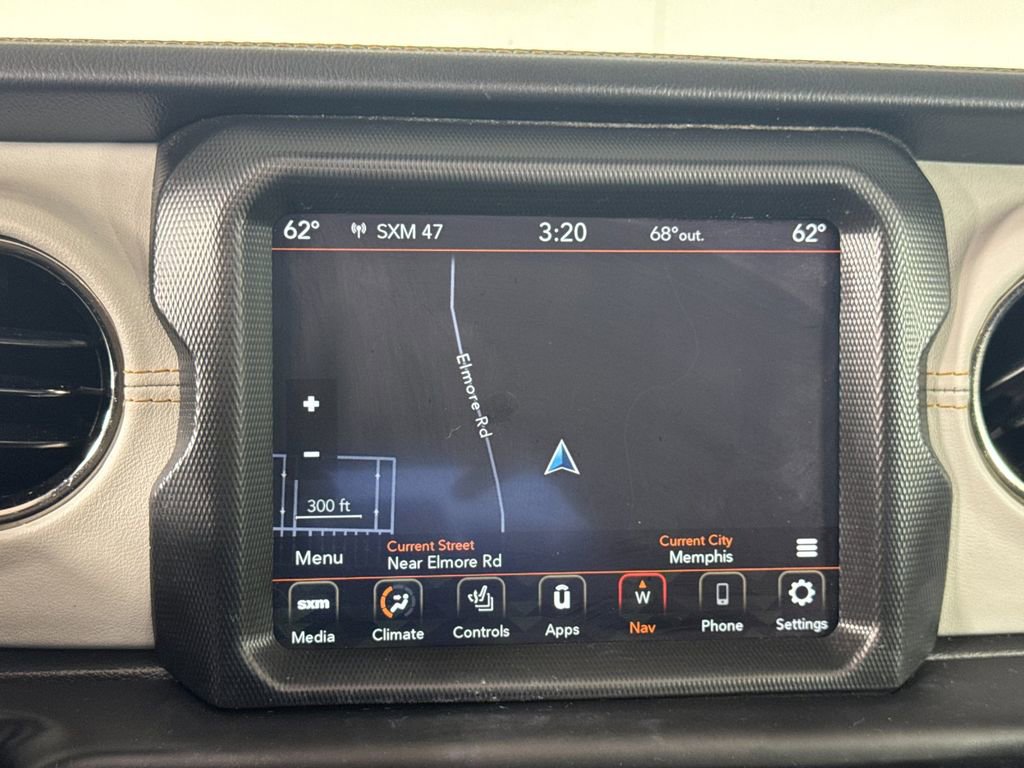 Used 2023 Jeep Wrangler Unlimited Sahara AWD/4WD image 26