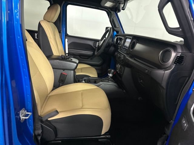 Used 2023 Jeep Wrangler Sport S image 28