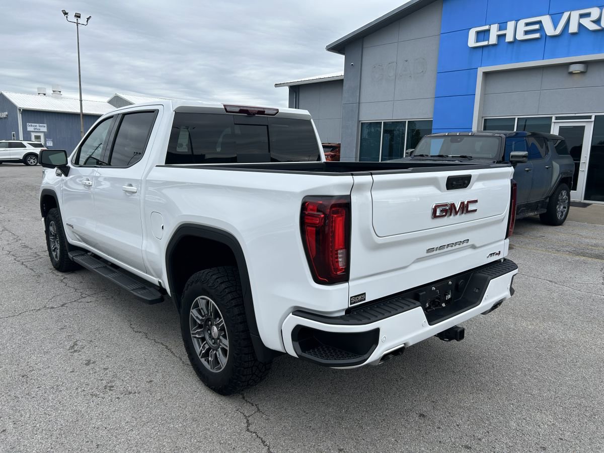 Used 2024 GMC Sierra 1500 AT4 w/ Technology Package AWD/4WD image 6