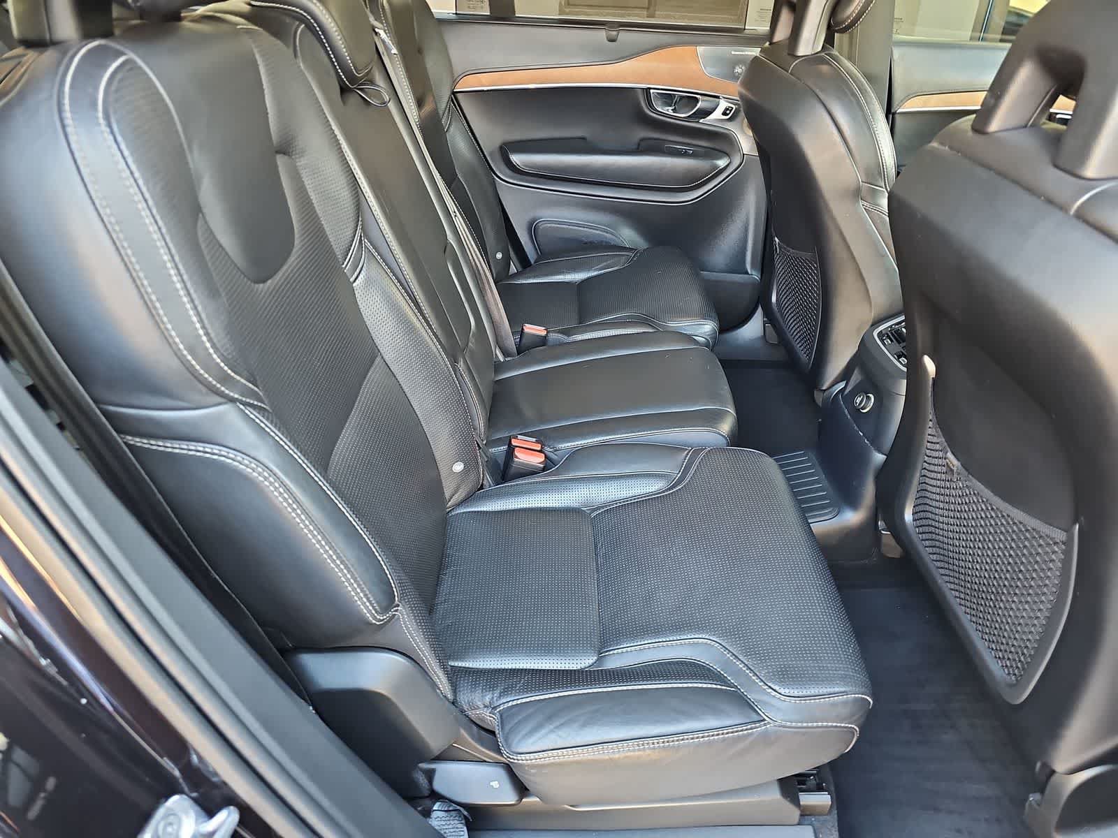 Used 2016 Volvo XC90 T8 Inscription AWD/4WD image 16