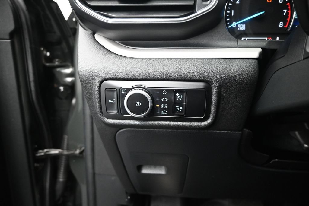 Certified 2023 Ford Explorer XLT w/ Equipment Group 202A AWD/4WD image 13