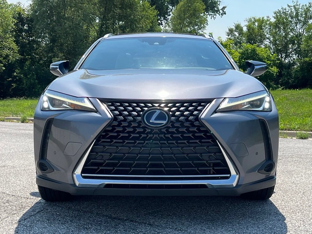 Used 2019 Lexus UX 250h w/ Premium Package AWD/4WD image 2