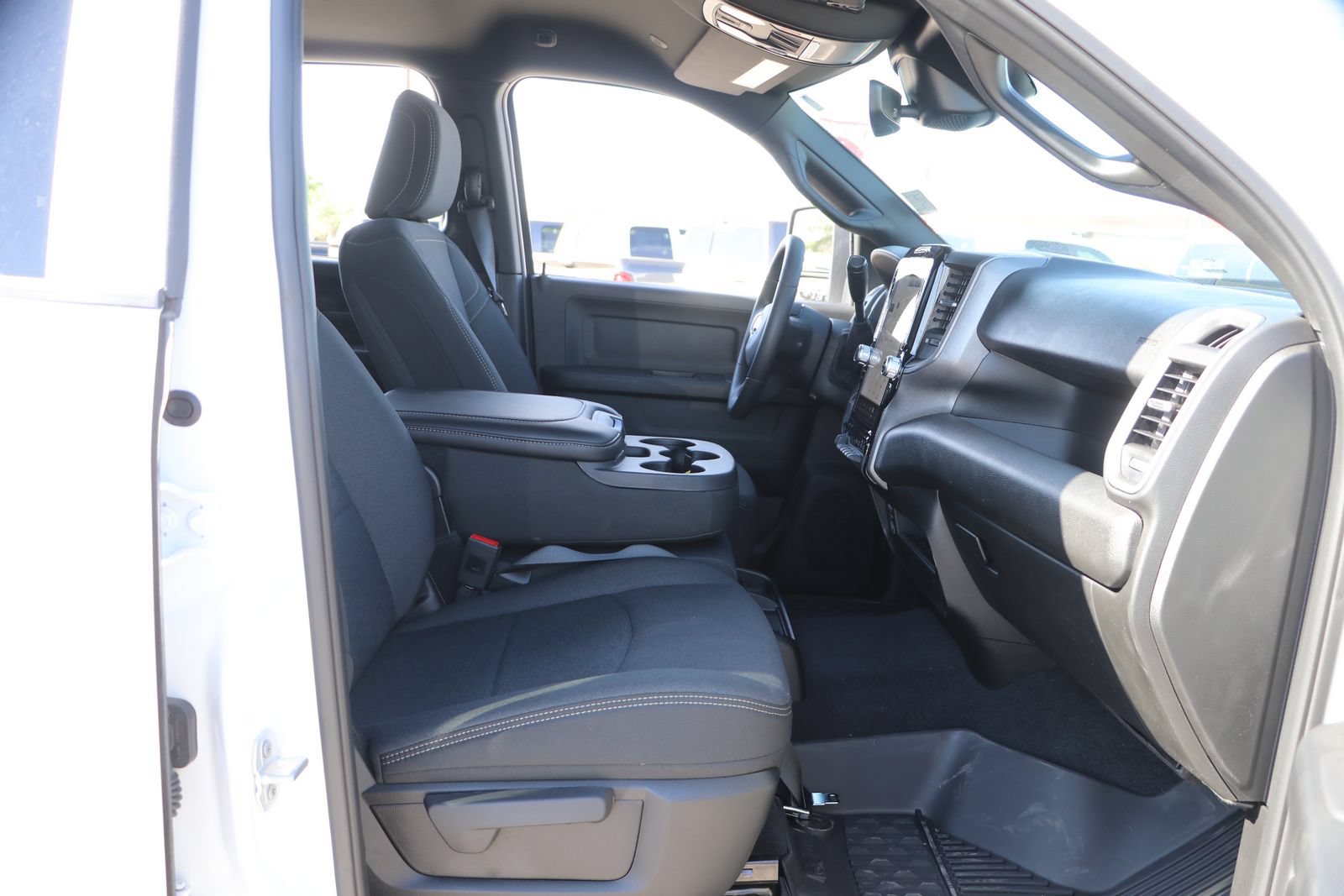 New 2025 RAM 2500 Tradesman AWD/4WD image 30