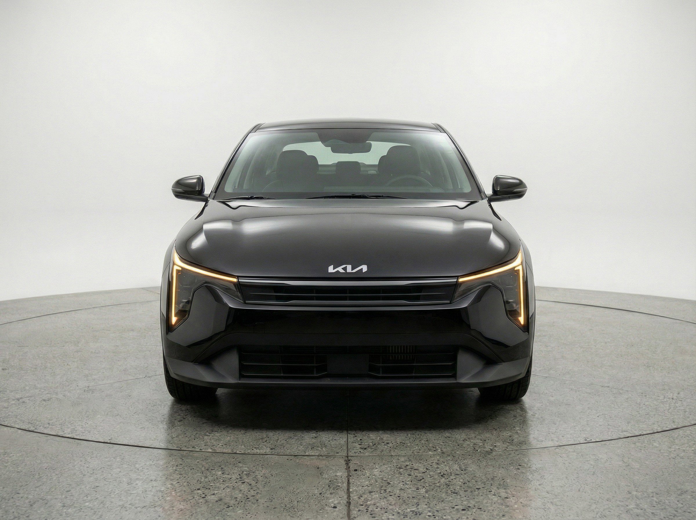 Used 2025 Kia K4 LXS image 2