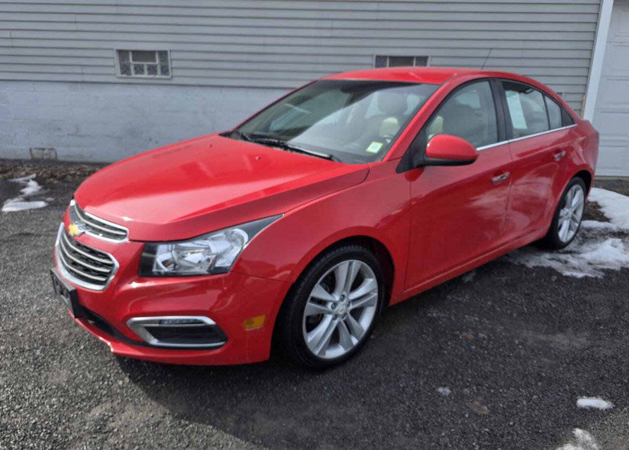 Used 2015 Chevrolet Cruze LTZ image 2