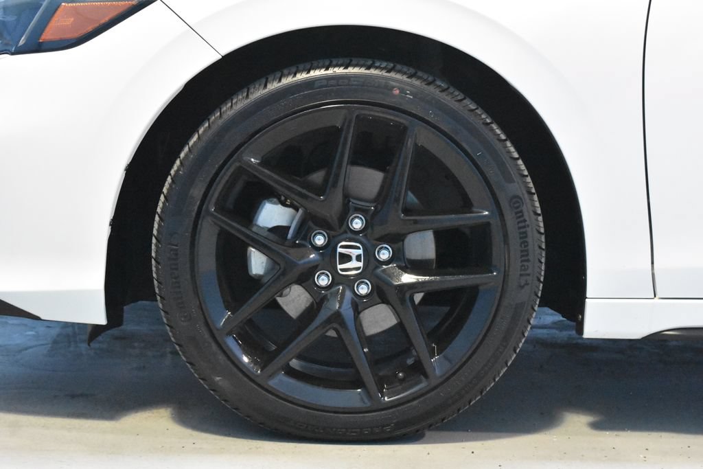 Used 2025 Honda Civic Sport image 26