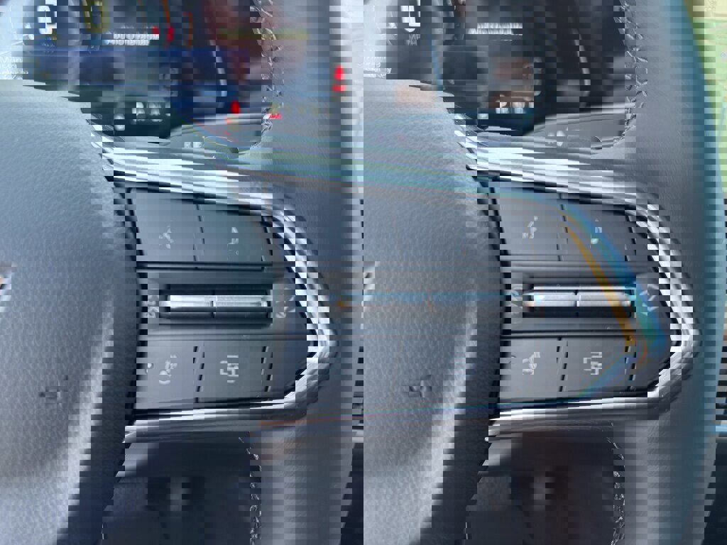 New 2026 Chevrolet Equinox ACTIV w/ Safety and Technology Package image 15