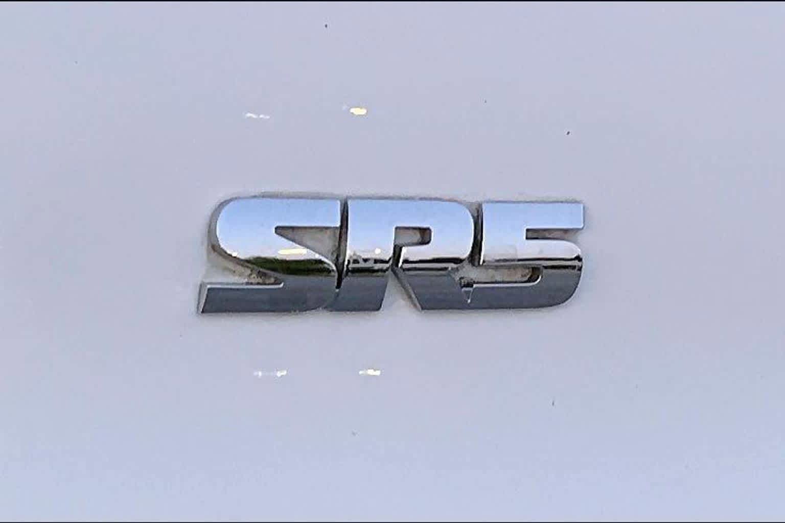 Used 2017 Toyota 4Runner SR5 Premium RWD image 30
