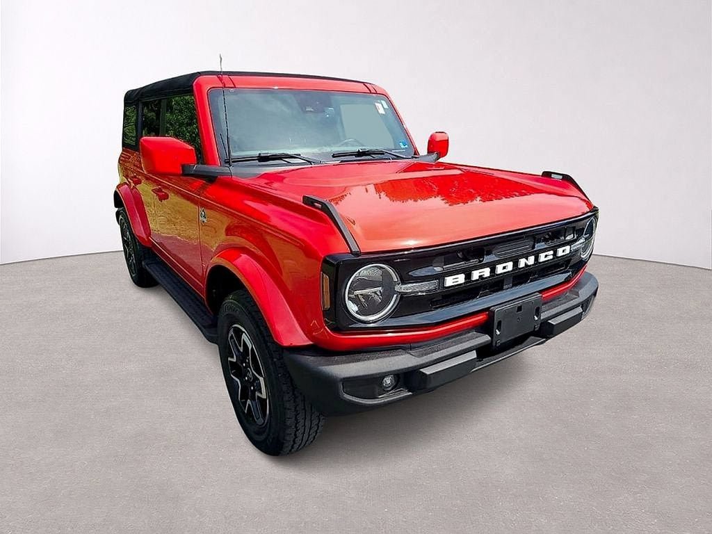 Used 2023 Ford Bronco Outer Banks AWD/4WD image 10