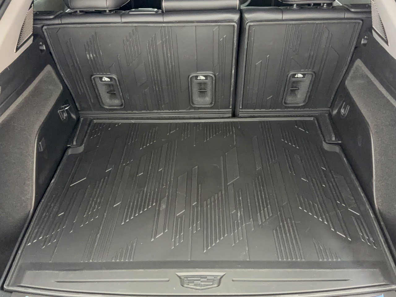 New 2027 Cadillac Optiq Sport RWD image 28