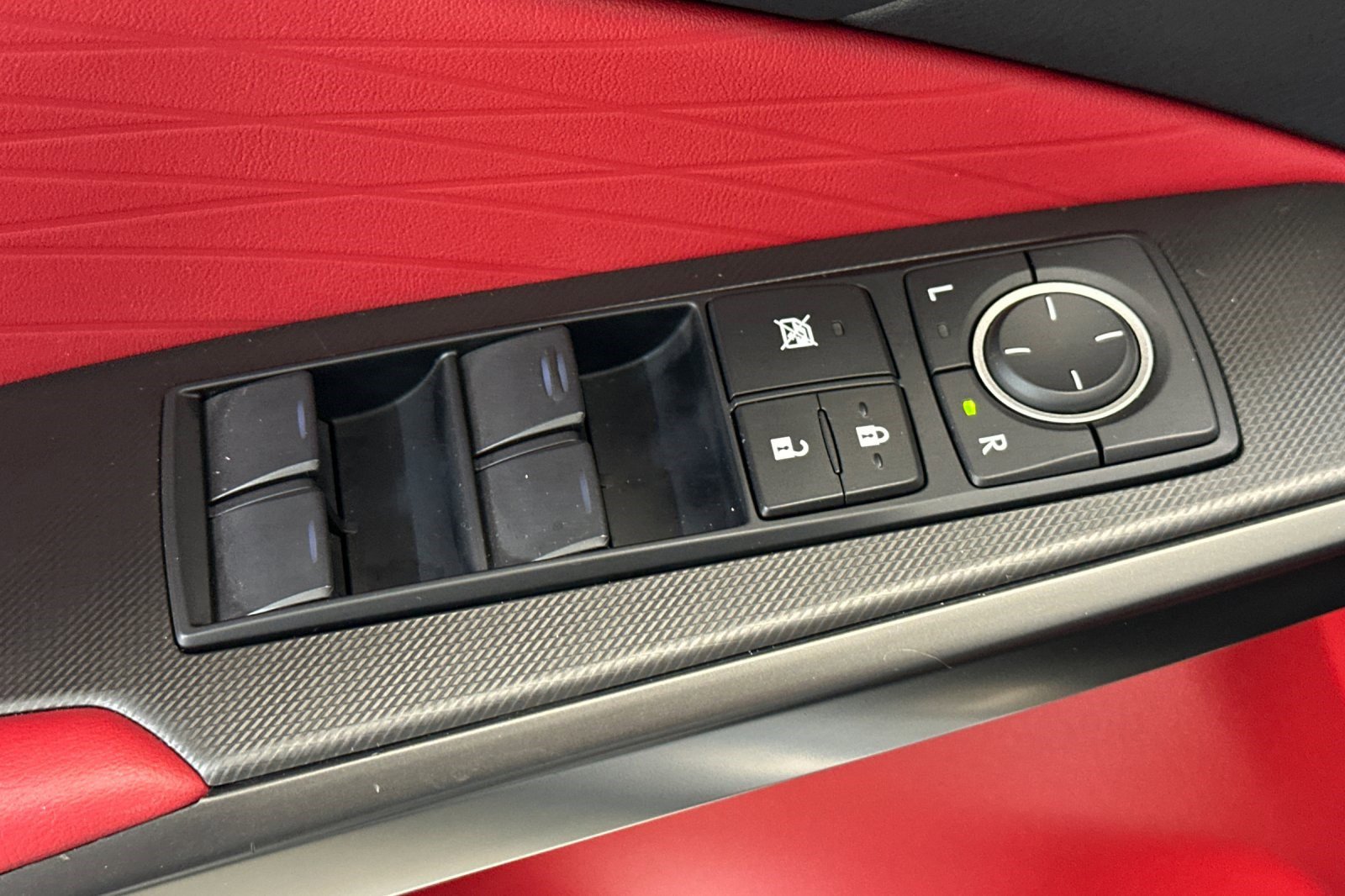 Used 2023 Lexus IS 350 F Sport w/ Navigation Package image 13