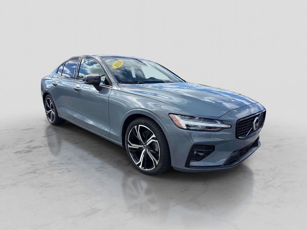 Used 2024 Volvo S60 B5 Plus image 6
