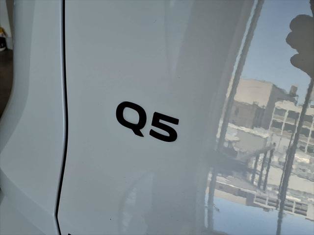 Certified 2025 Audi Q5 Premium Plus w/ Premium Plus AWD/4WD image 17