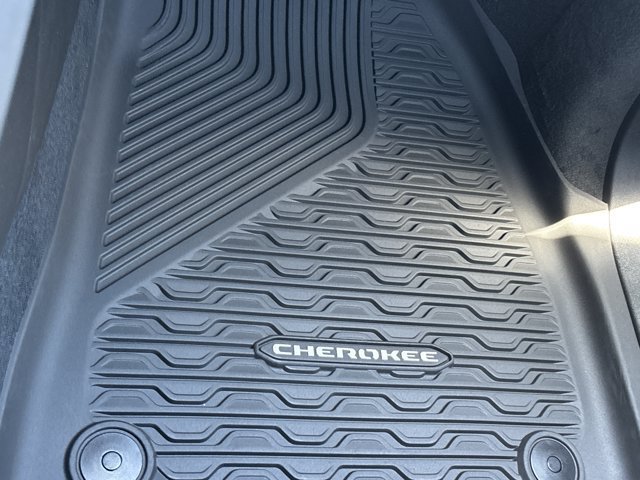 New 2026 Jeep Cherokee Laredo AWD/4WD image 20