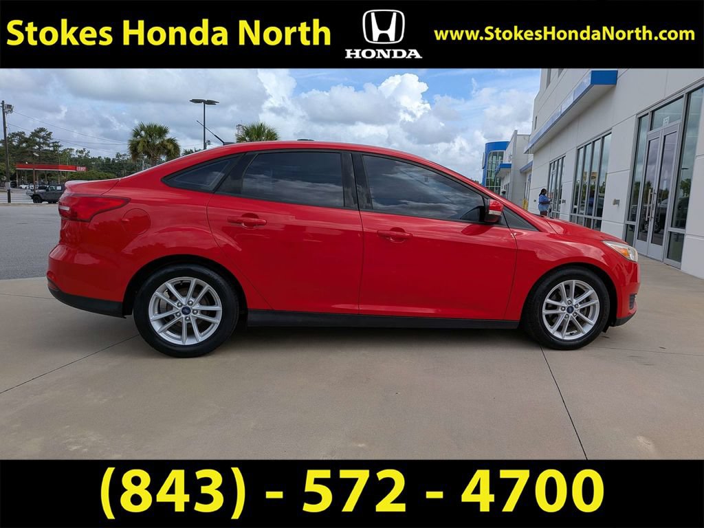 Used 2017 Ford Focus SE FWD image 11