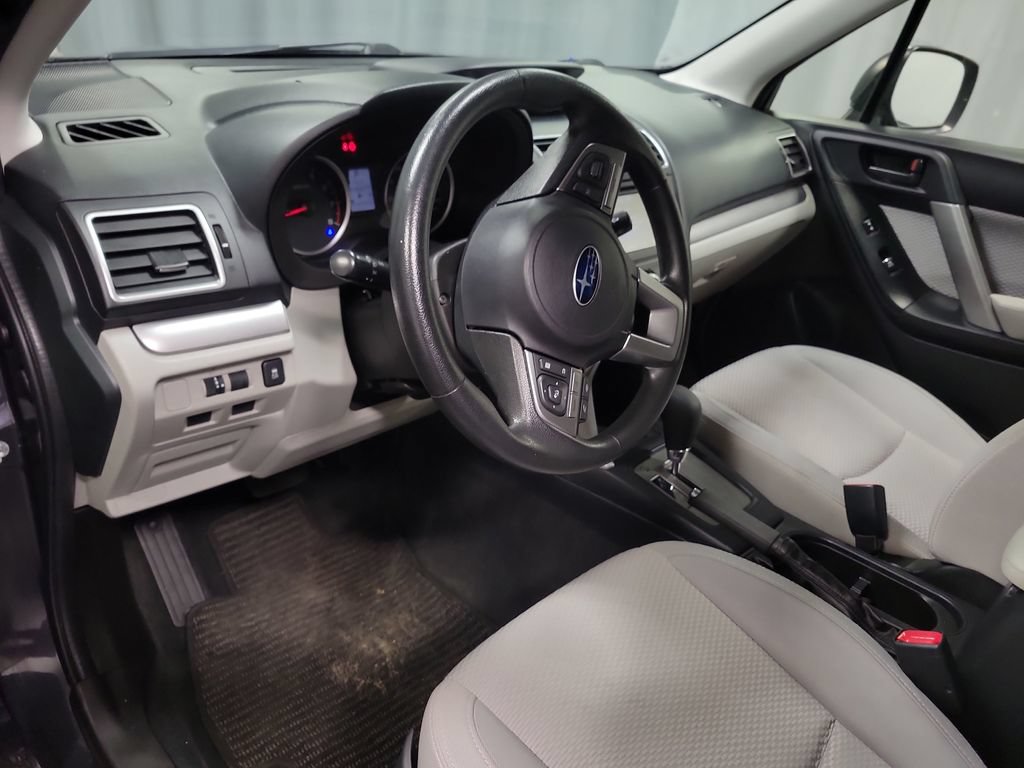 Used 2017 Subaru Forester 2.5i w/ Alloy Wheel Package AWD/4WD image 17