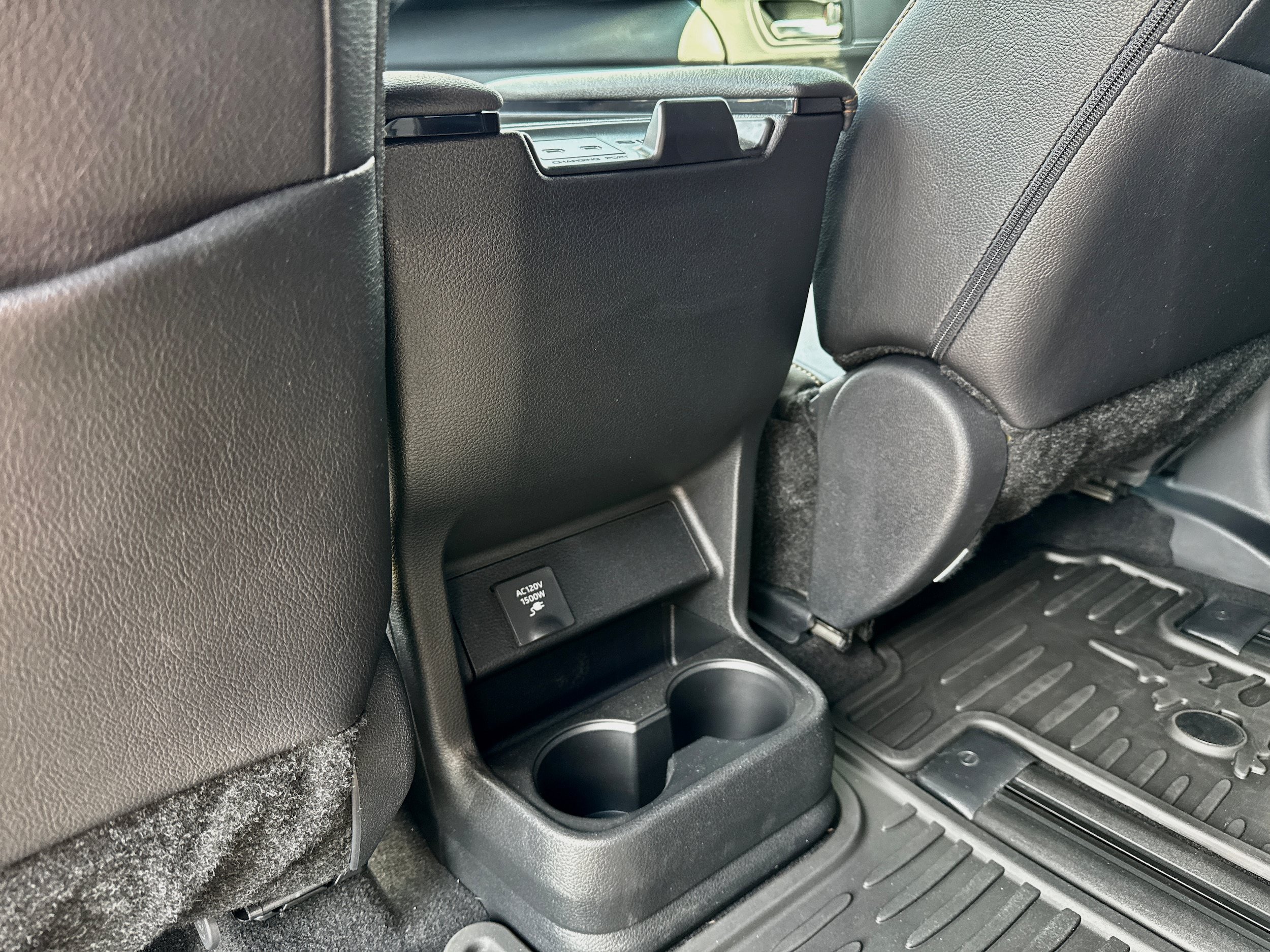 Certified 2026 Toyota Sienna XLE Woodland Edition AWD/4WD image 42