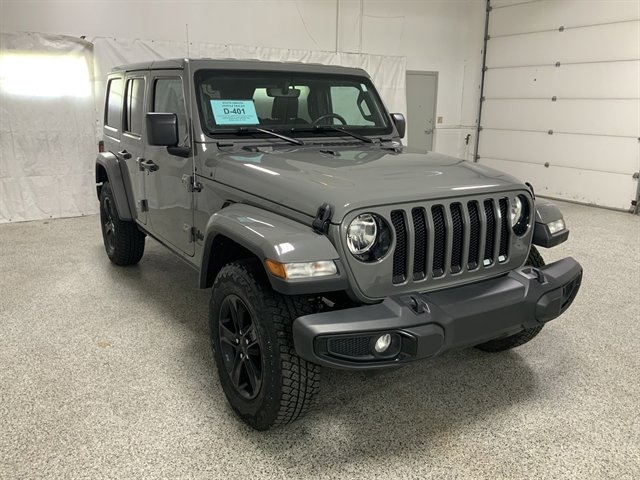 Used 2023 Jeep Wrangler Altitude image 4