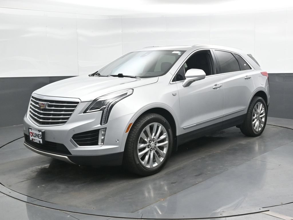 Used 2017 Cadillac XT5 Platinum w/ Driver Assist Package AWD/4WD image 8