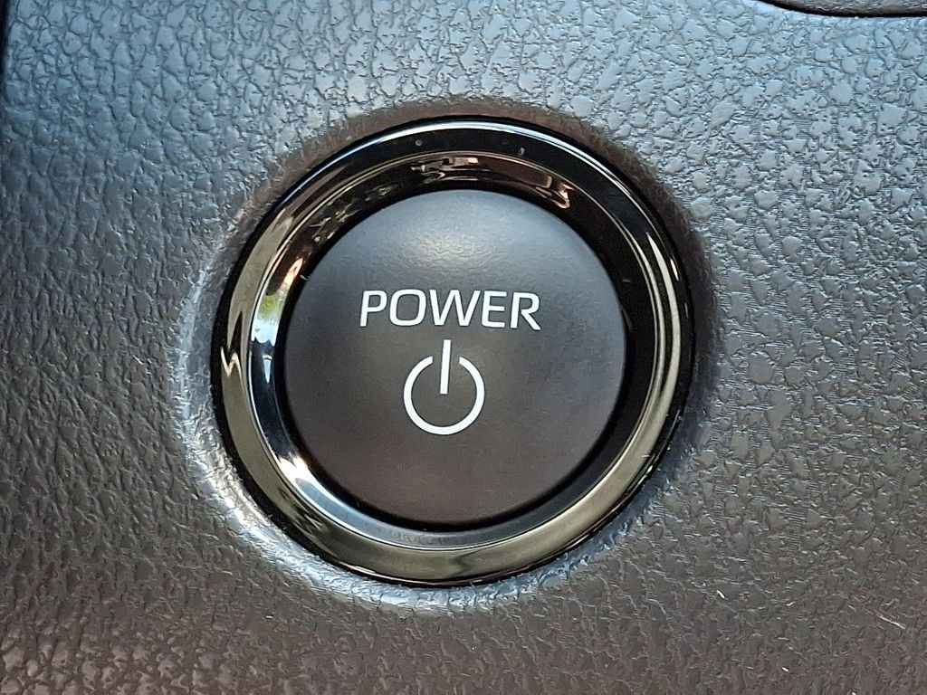 Used 2026 Toyota Camry Hybrid FWD image 26