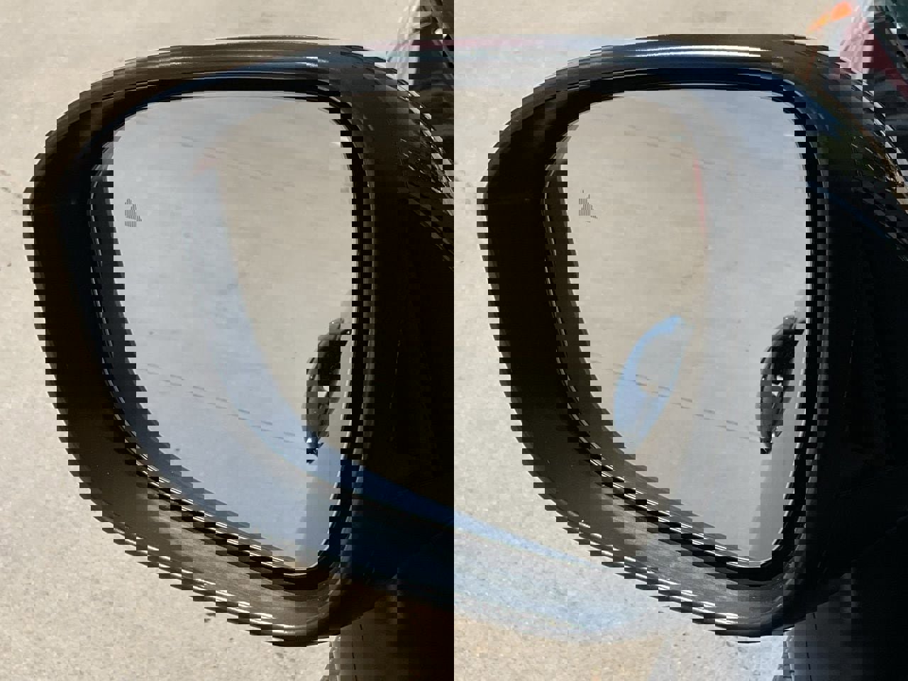 Used 2025 Nissan Rogue SV image 11