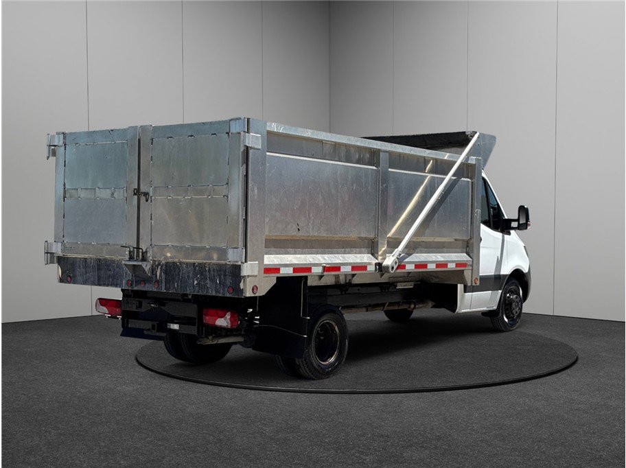 Used 2021 Mercedes-Benz Sprinter 4500 image 9