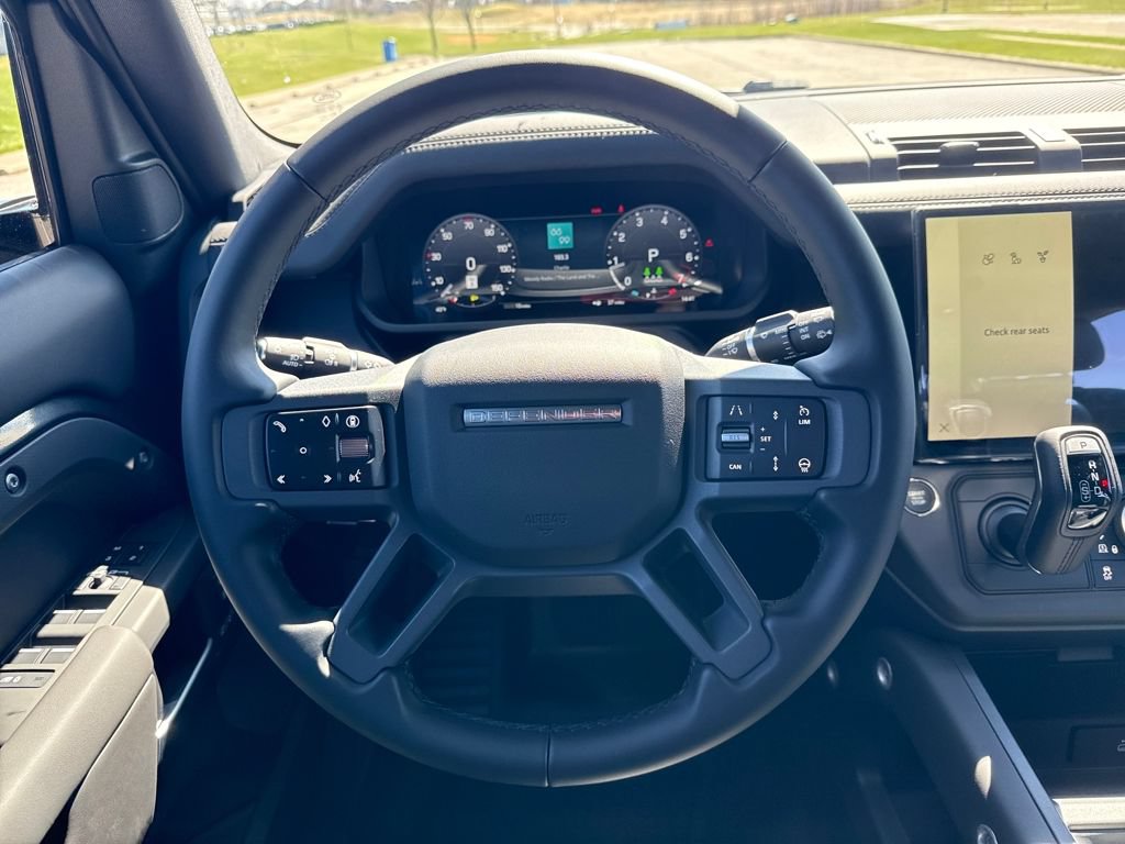 New 2026 Land Rover Defender 130 X-Dynamic SE AWD/4WD image 18