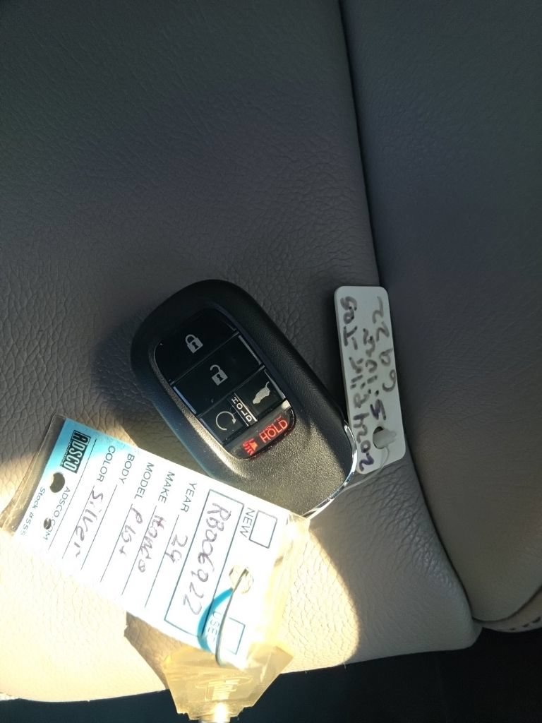Certified 2024 Honda Pilot Touring image 35