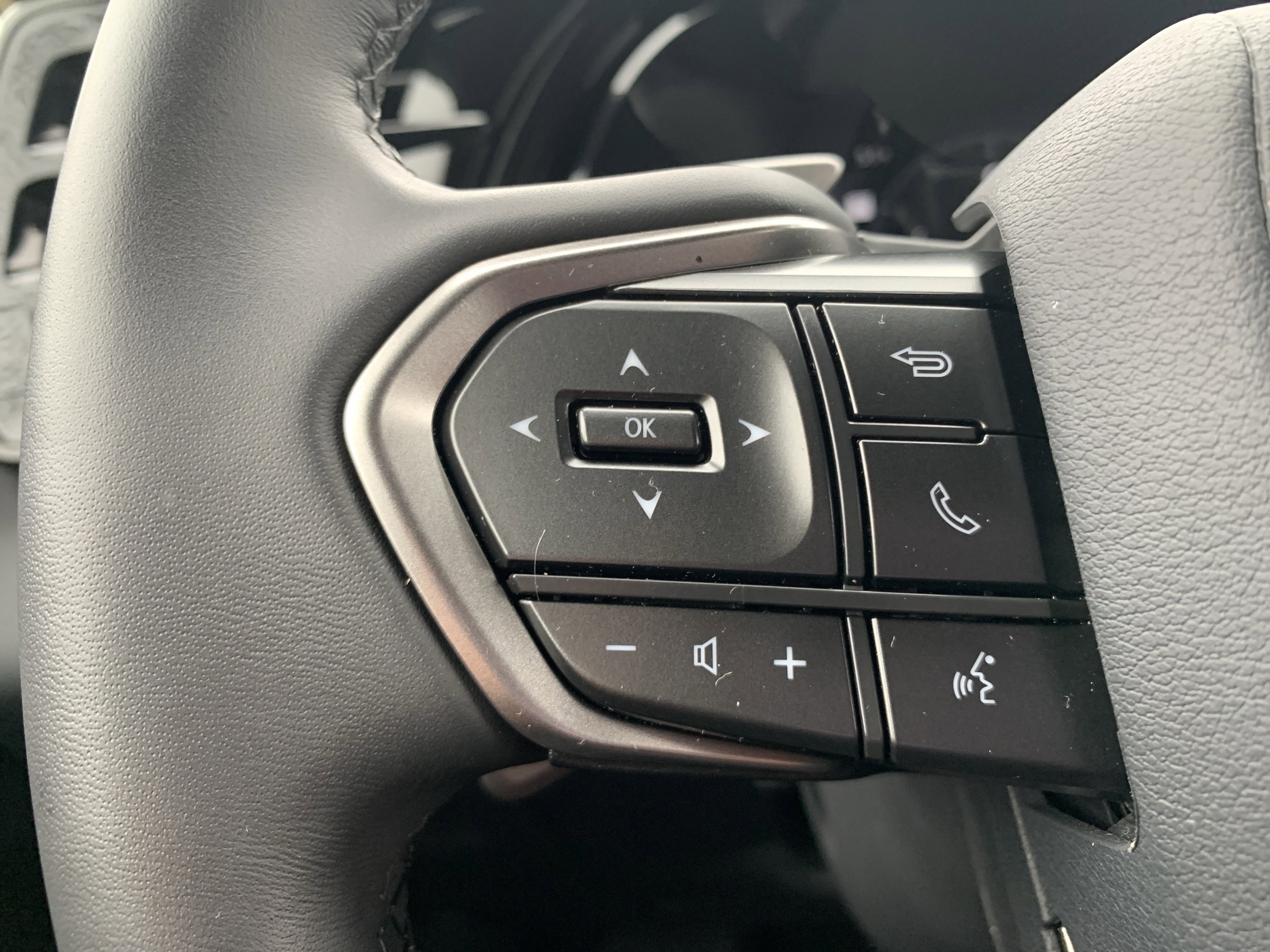 Certified 2025 Lexus RX 350 FWD image 19