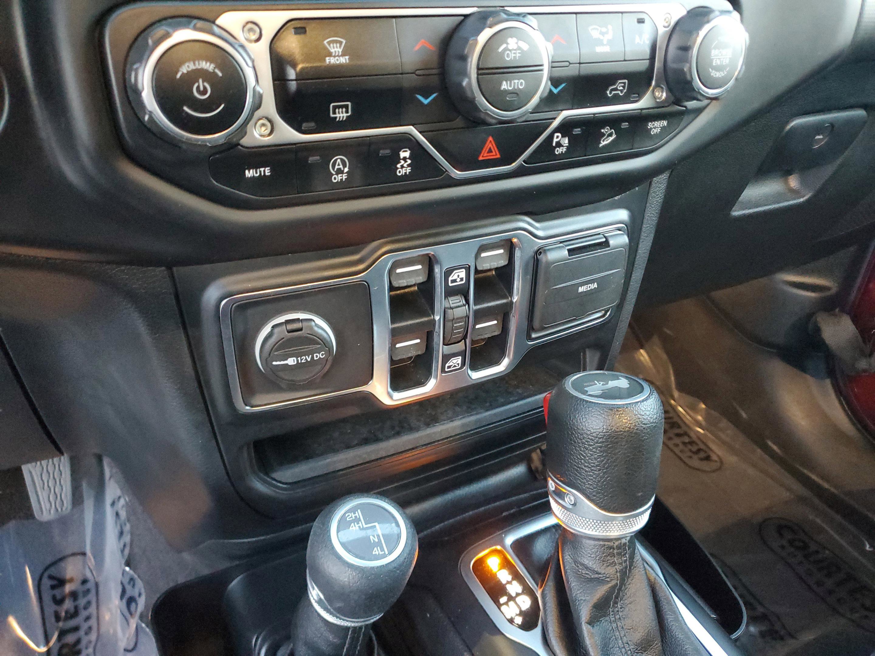 Used 2021 Jeep Wrangler Unlimited Sport w/ Sun And Sound Package AWD/4WD image 20