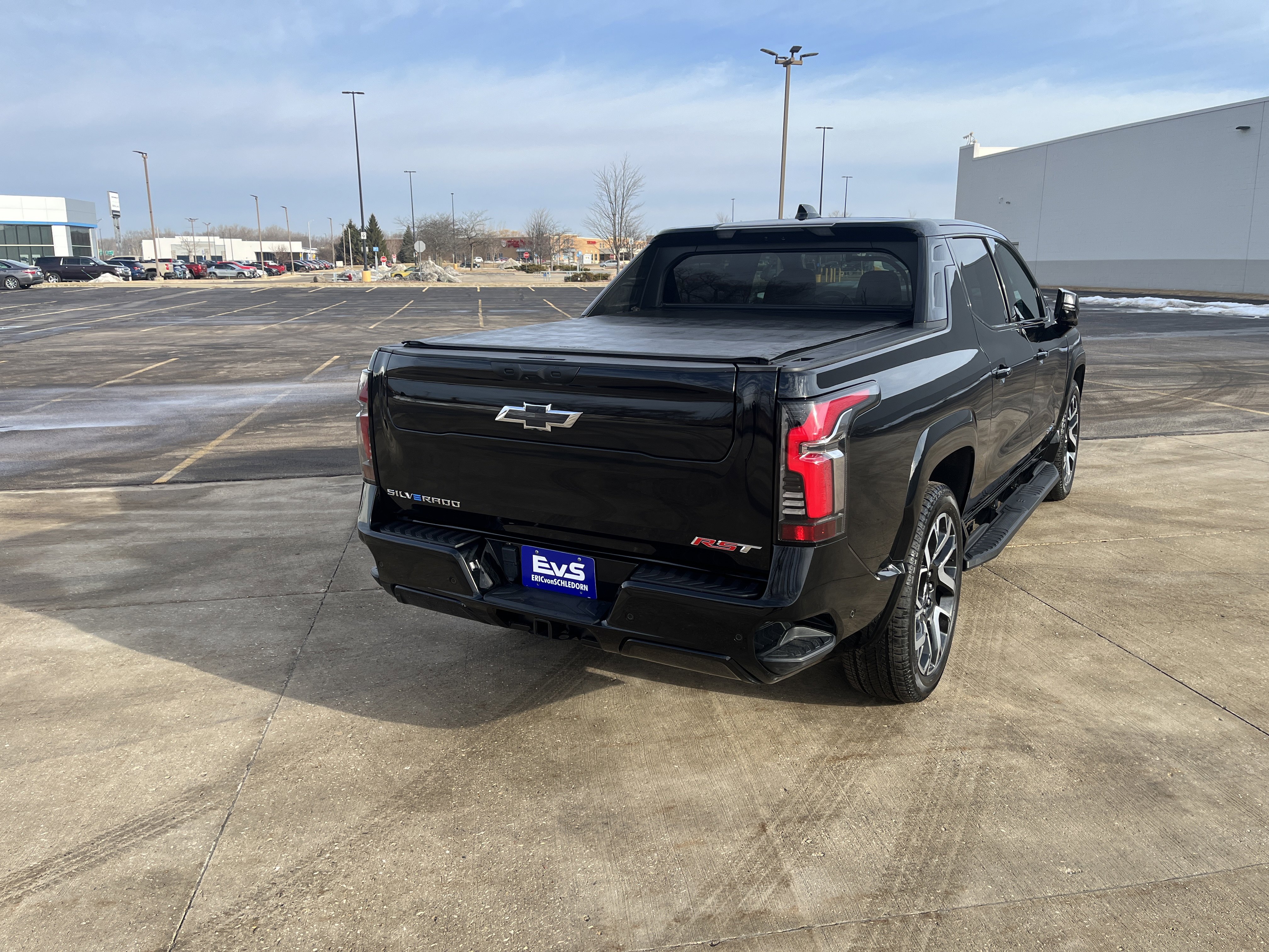 Used 2024 Chevrolet Silverado EV RST image 6